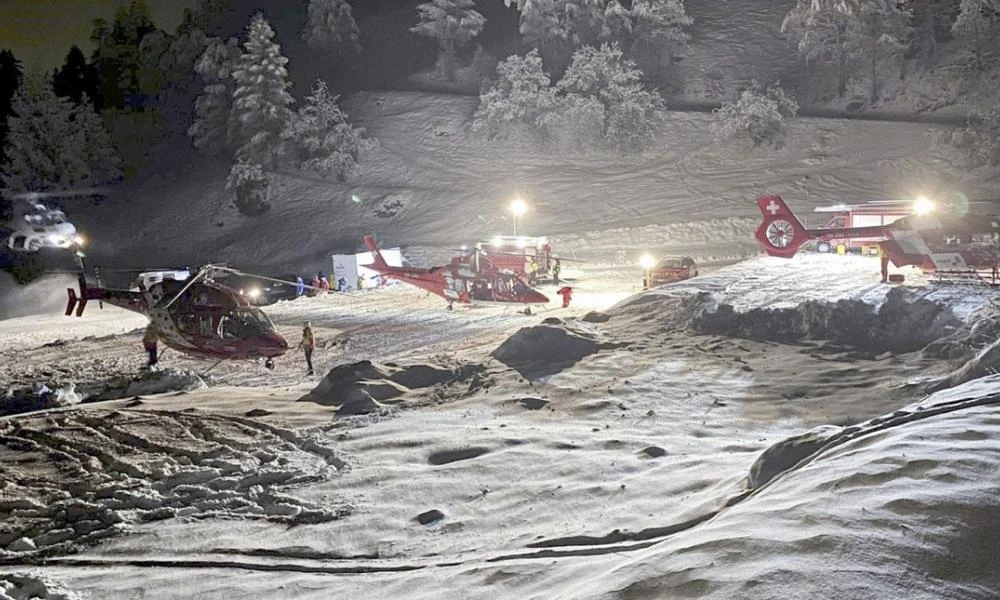 Εκδρομή μετατράπηκε σε θρίλερ στις Άλπεις: 5μελής οικογένεια πάγωσε μέχρι θανάτου - Σοκαριστικές αποκαλύψεις για τους σκιέρ